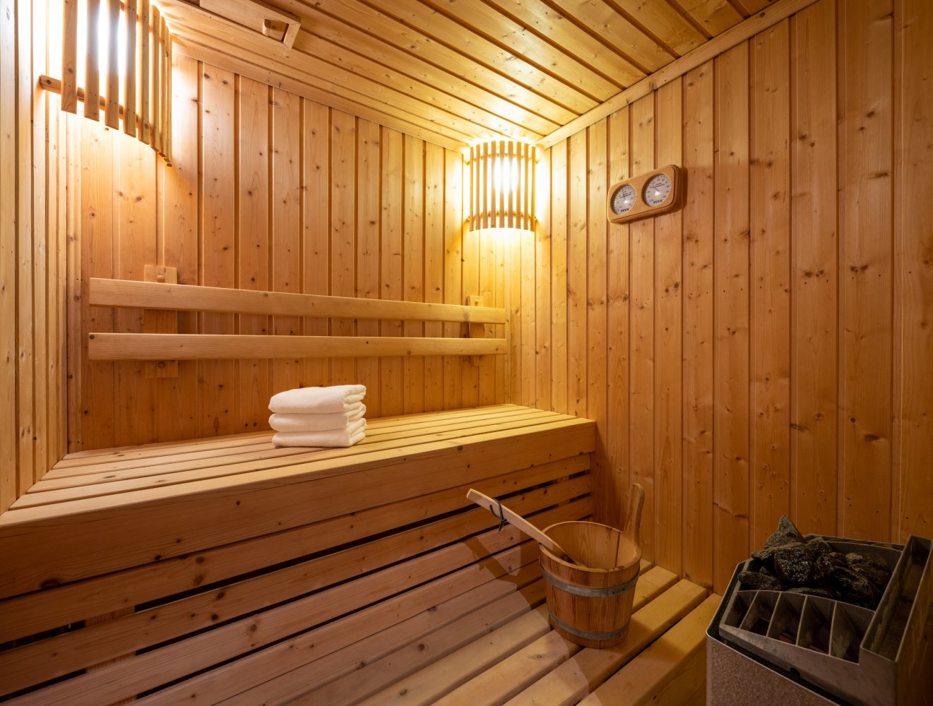 Property image - full photo 15