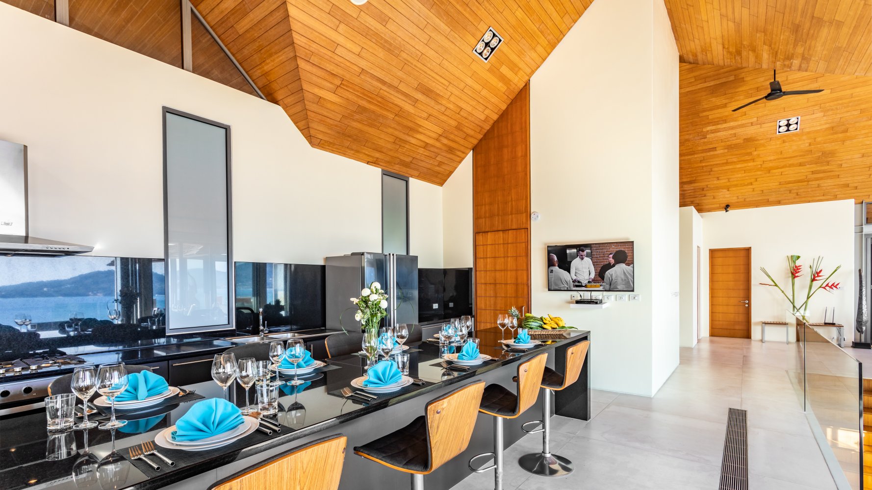 Property image - full photo 17