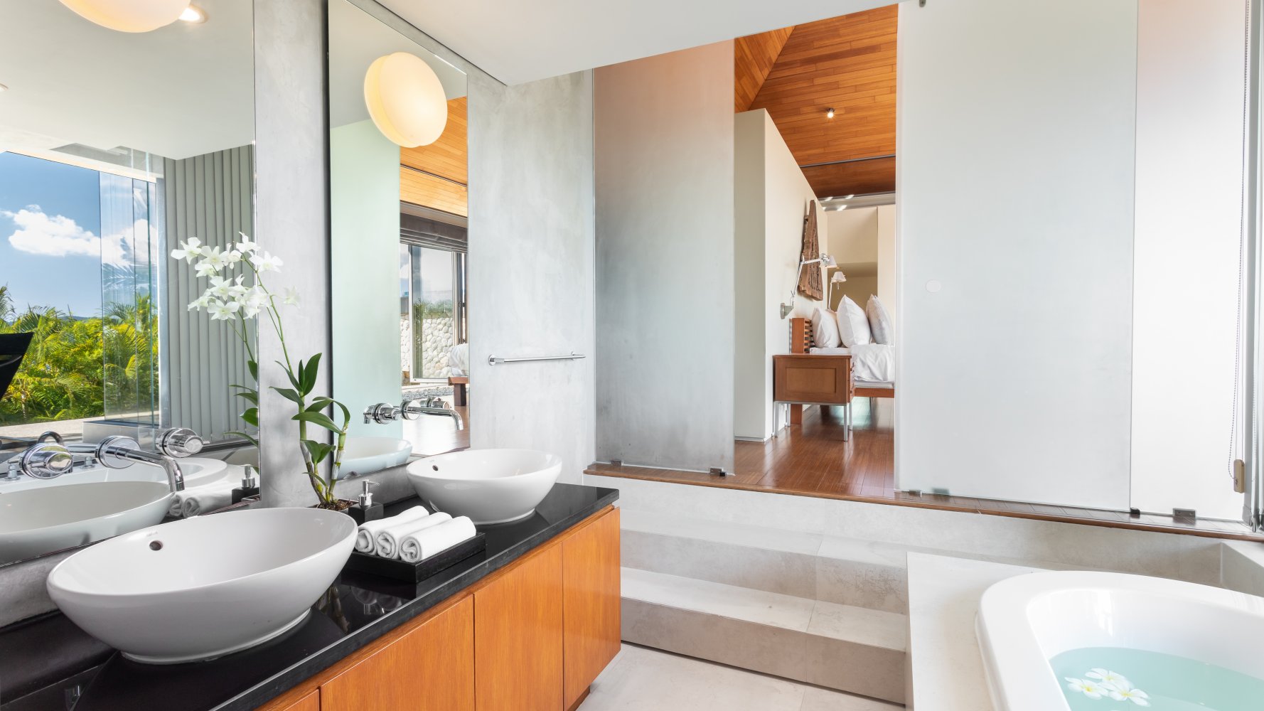 Property image - full photo 18
