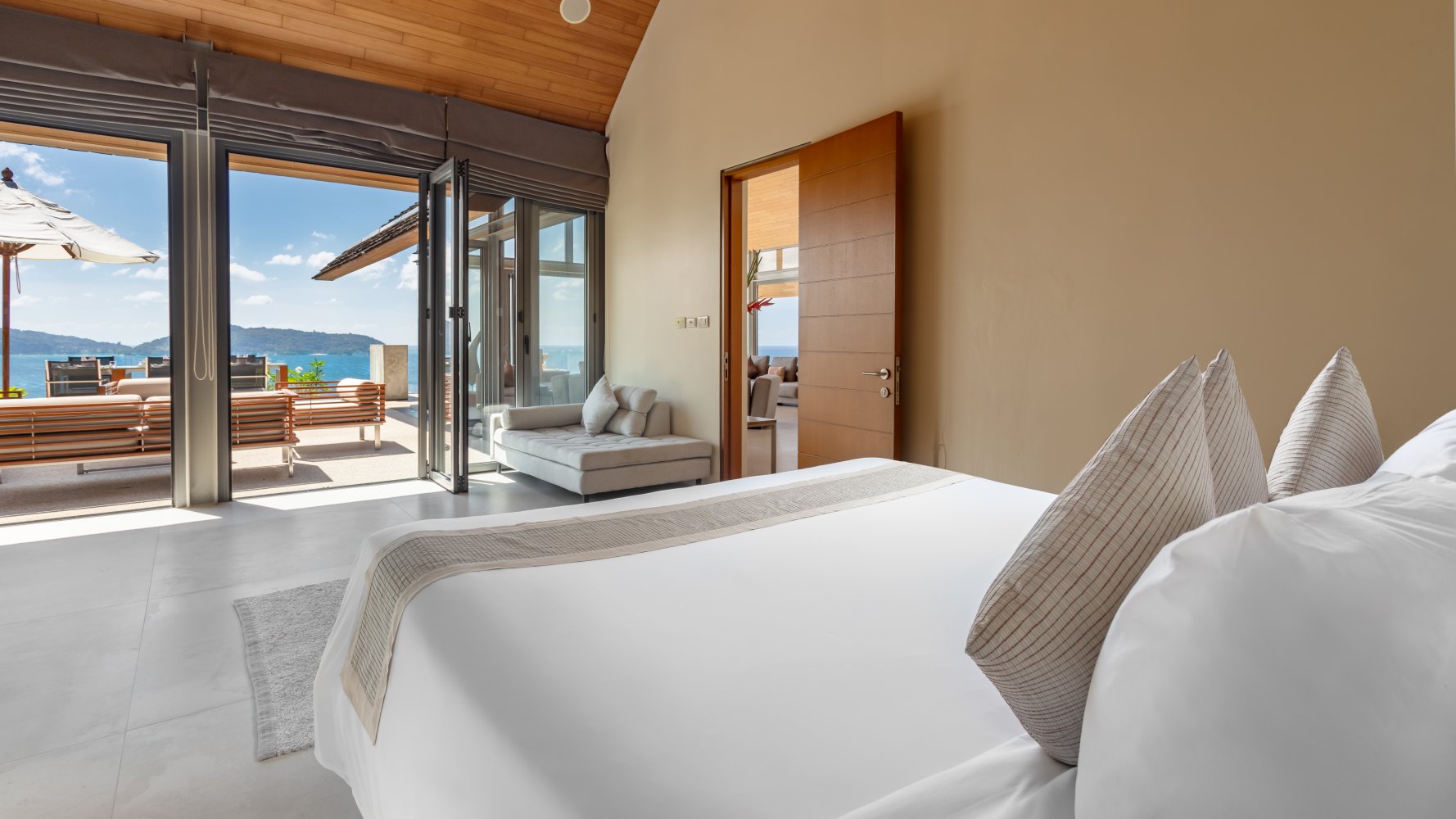 Property image - full photo 22