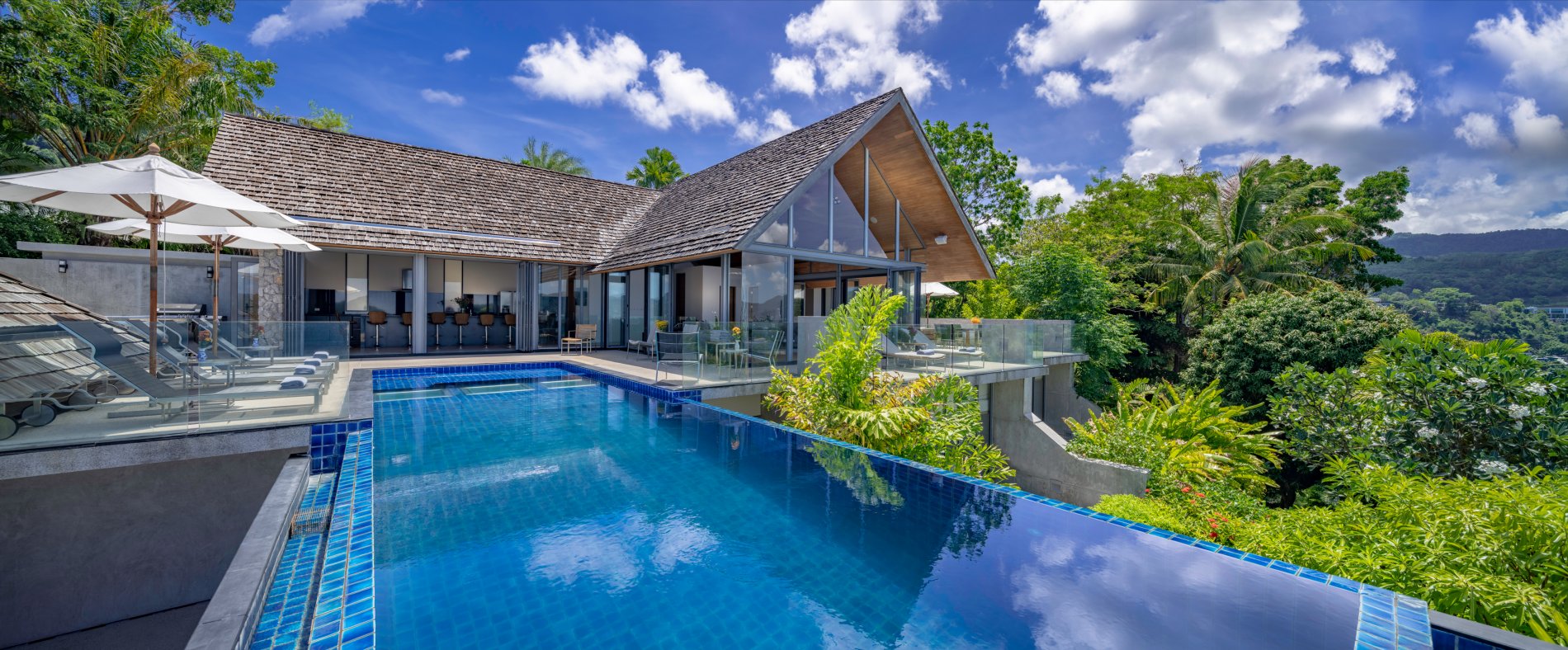 Property image - full photo 3