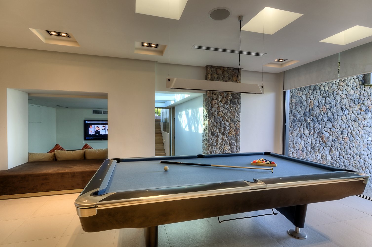 Property image - full photo 32