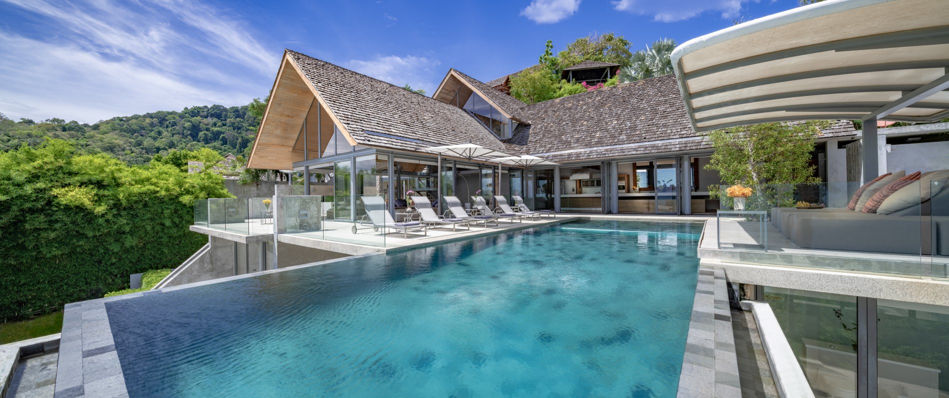 Property image - full photo 3