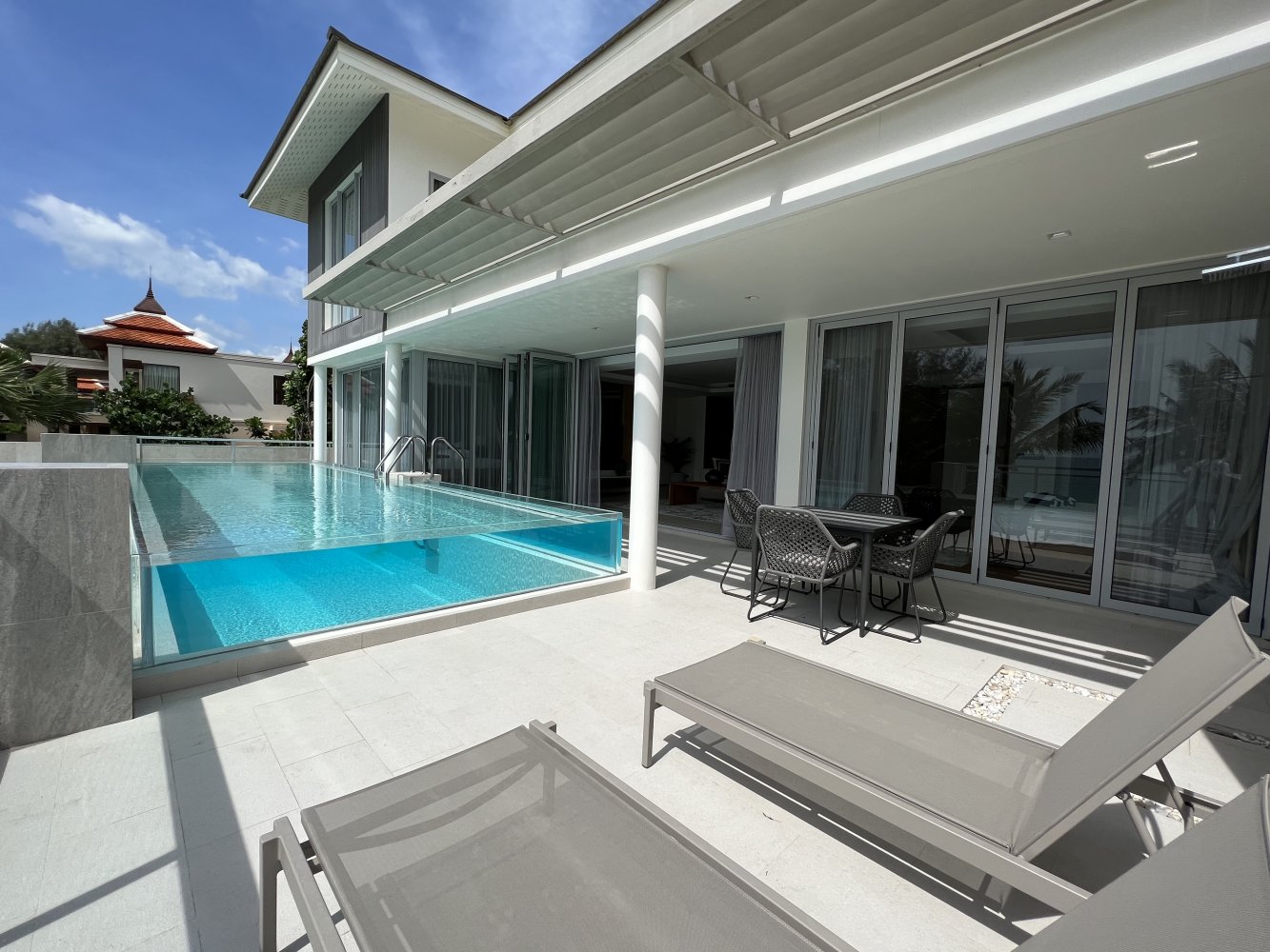 Property image - full photo 1
