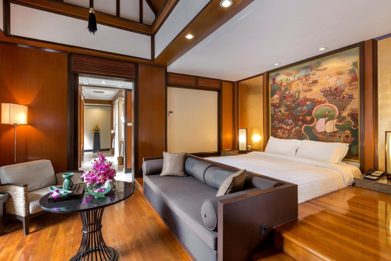 Property image - full photo 5