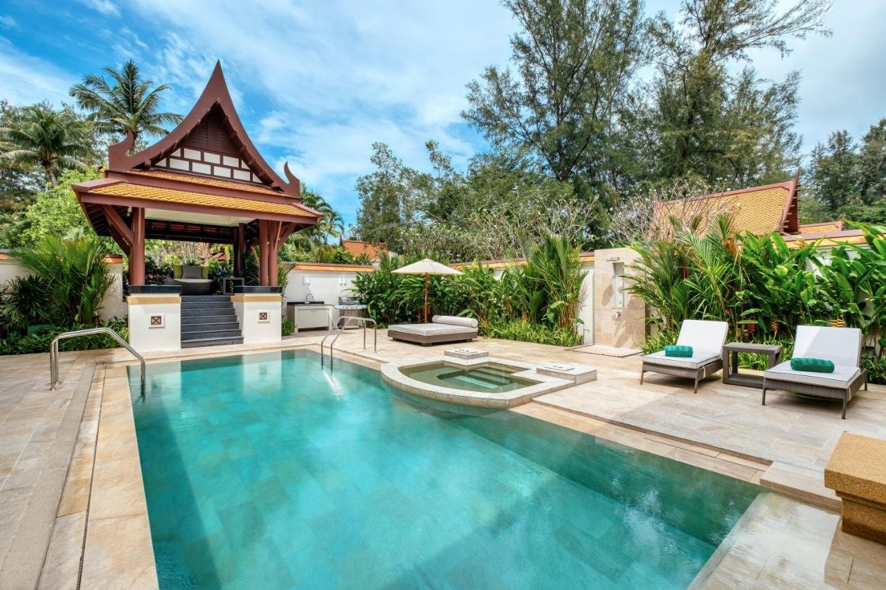 Property image - full photo 2