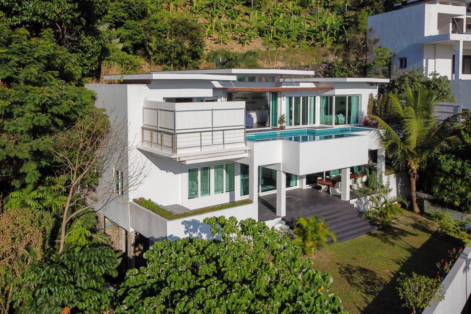 Property image - full photo 4