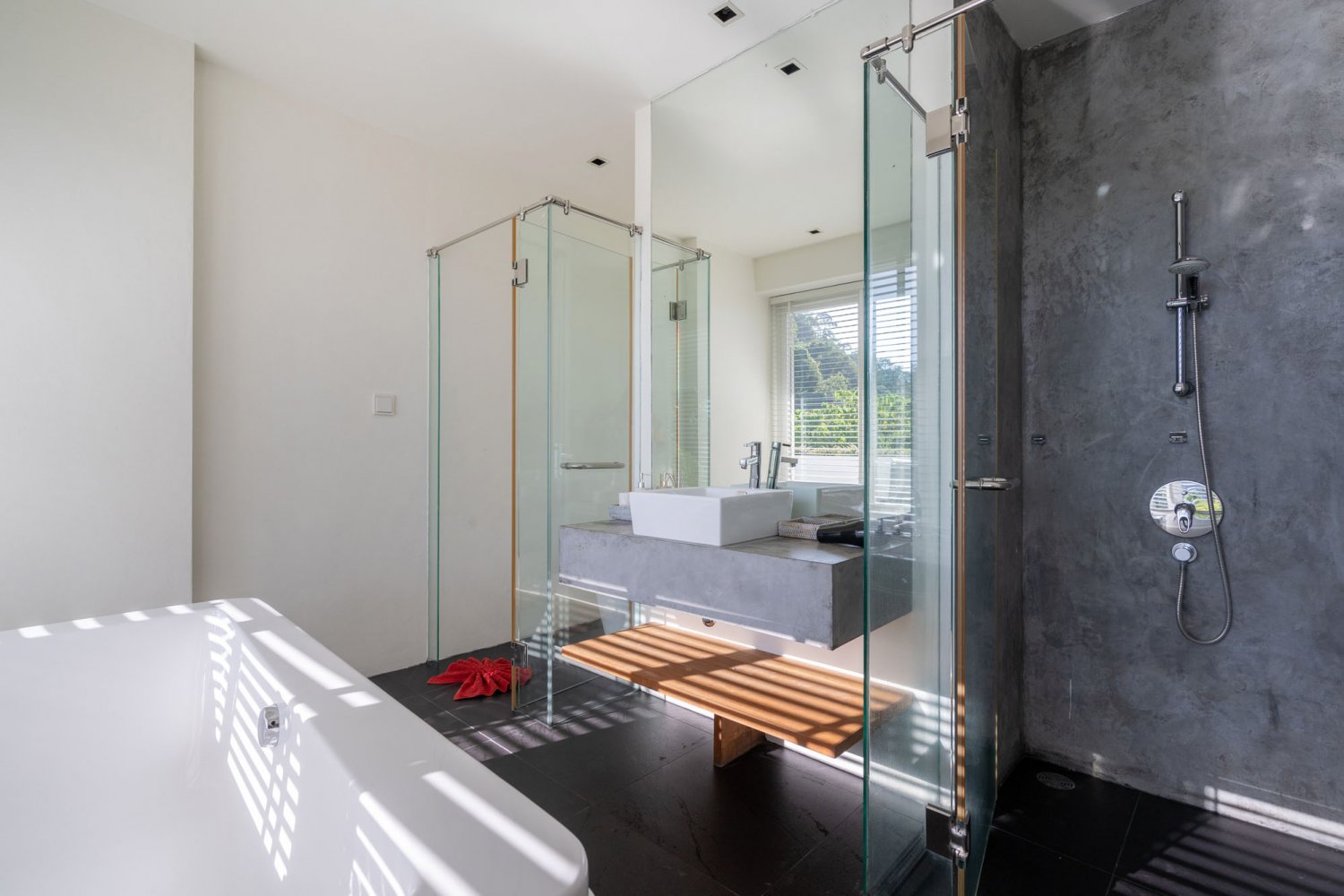 Property image - full photo 21