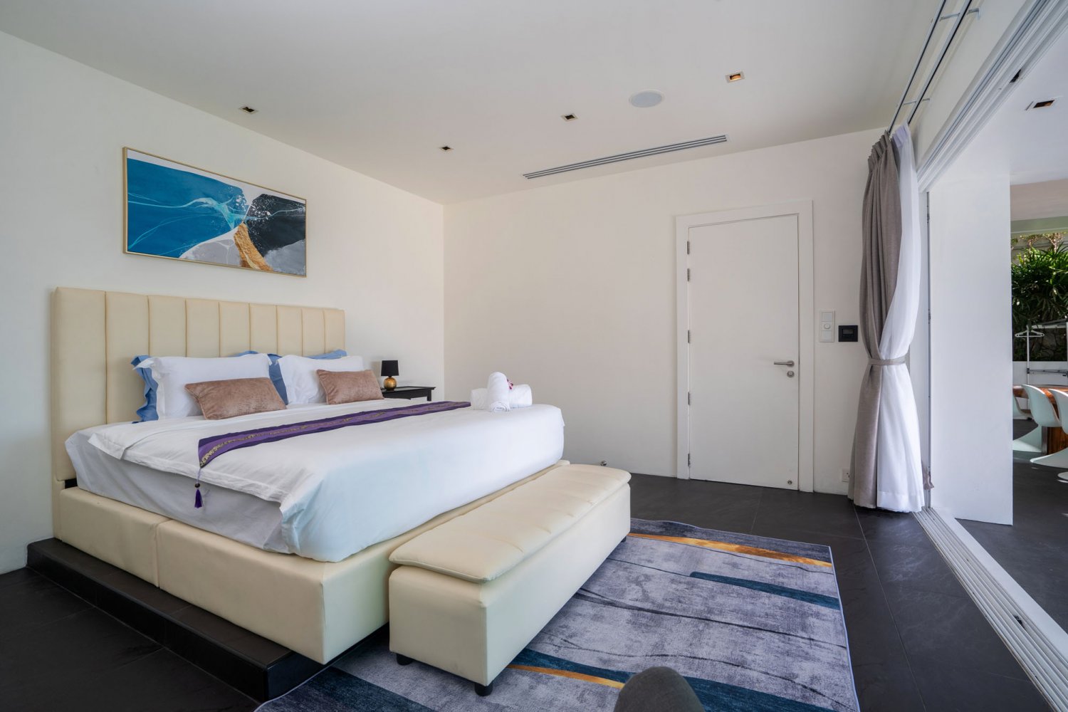 Property image - full photo 25