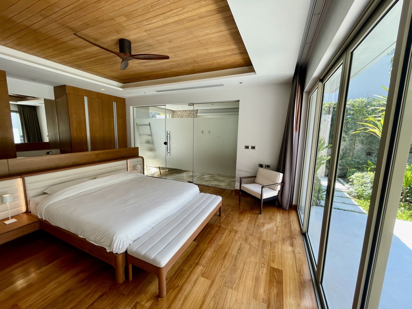 Property image - full photo 17