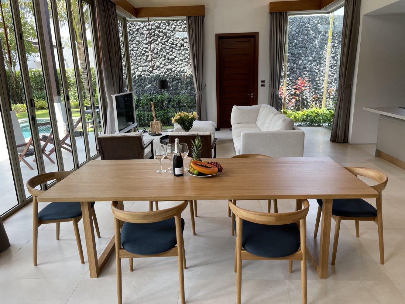 Property image - full photo 12