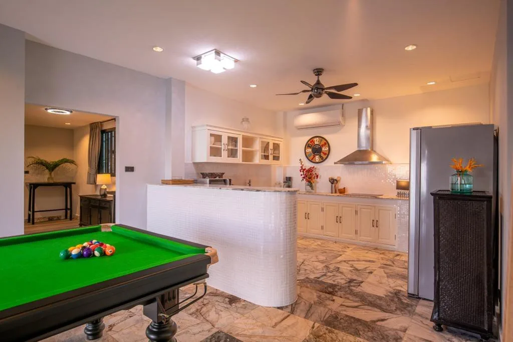 Property image - full photo 9