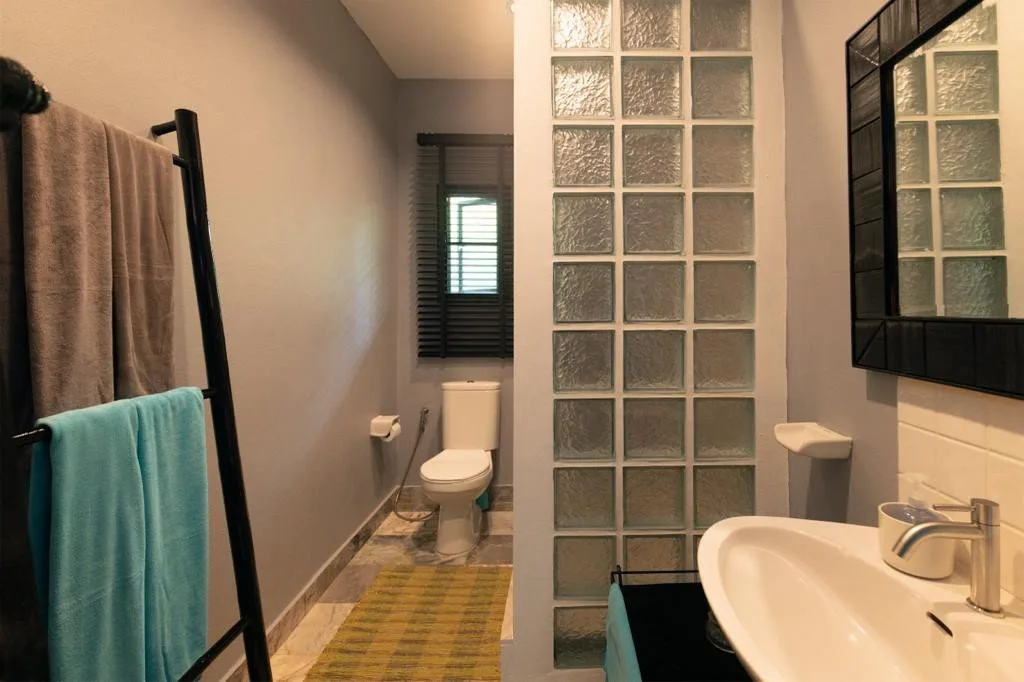 Property image - full photo 18