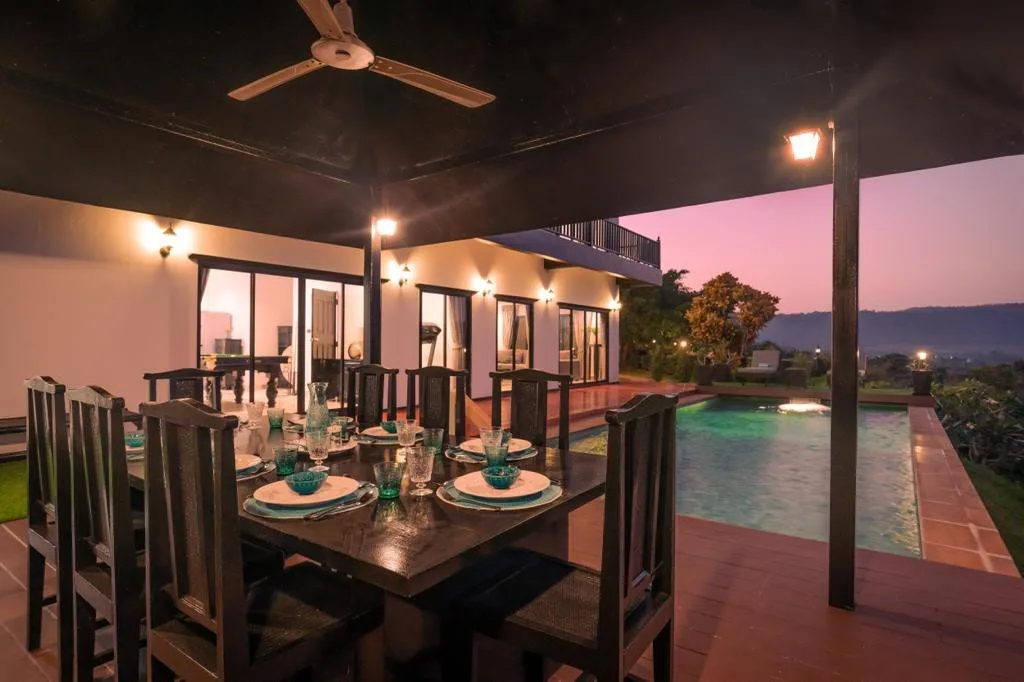 Property image - full photo 8