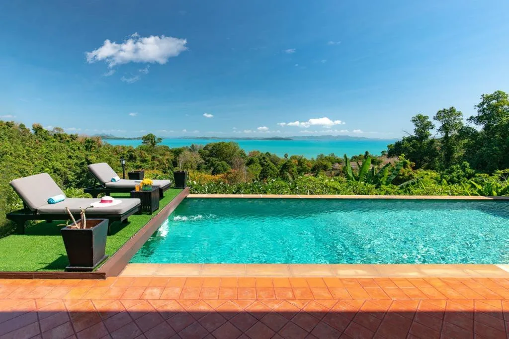 Property image - full photo 3