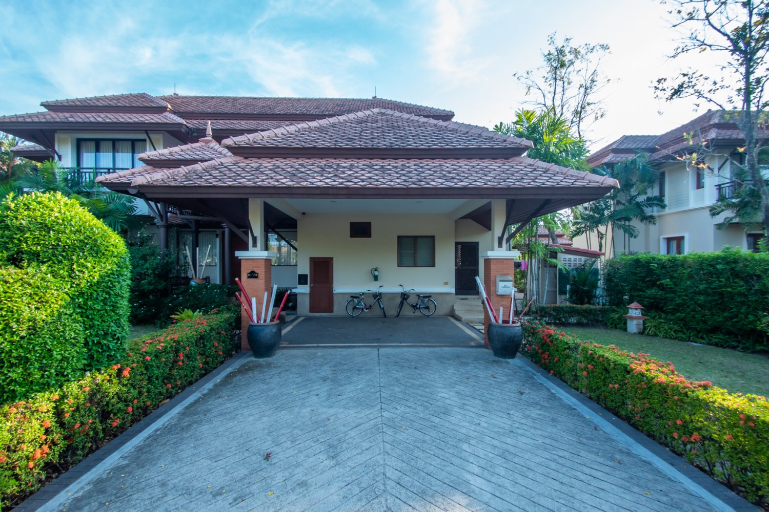 Property image - full photo 11