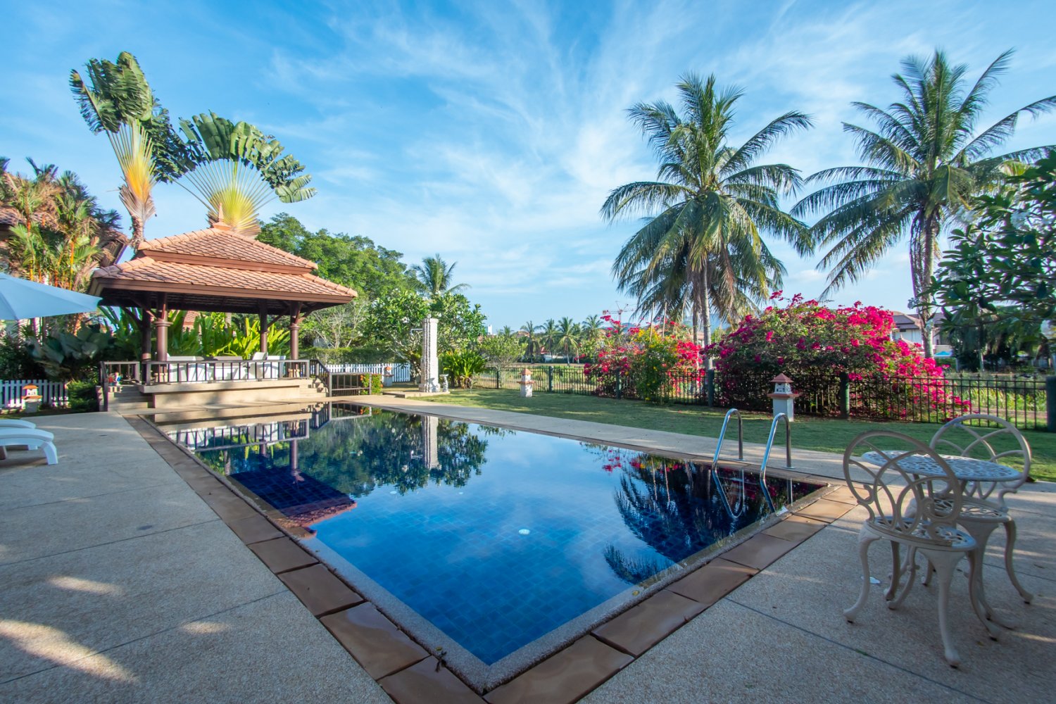 Property image - full photo 10