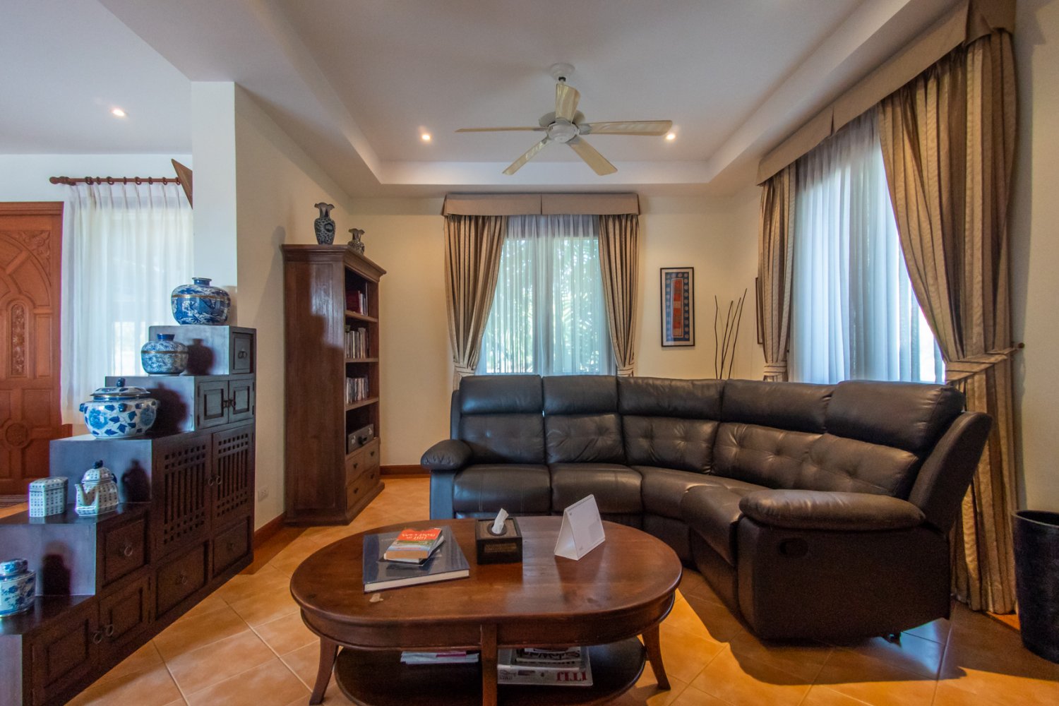 Property image - full photo 39