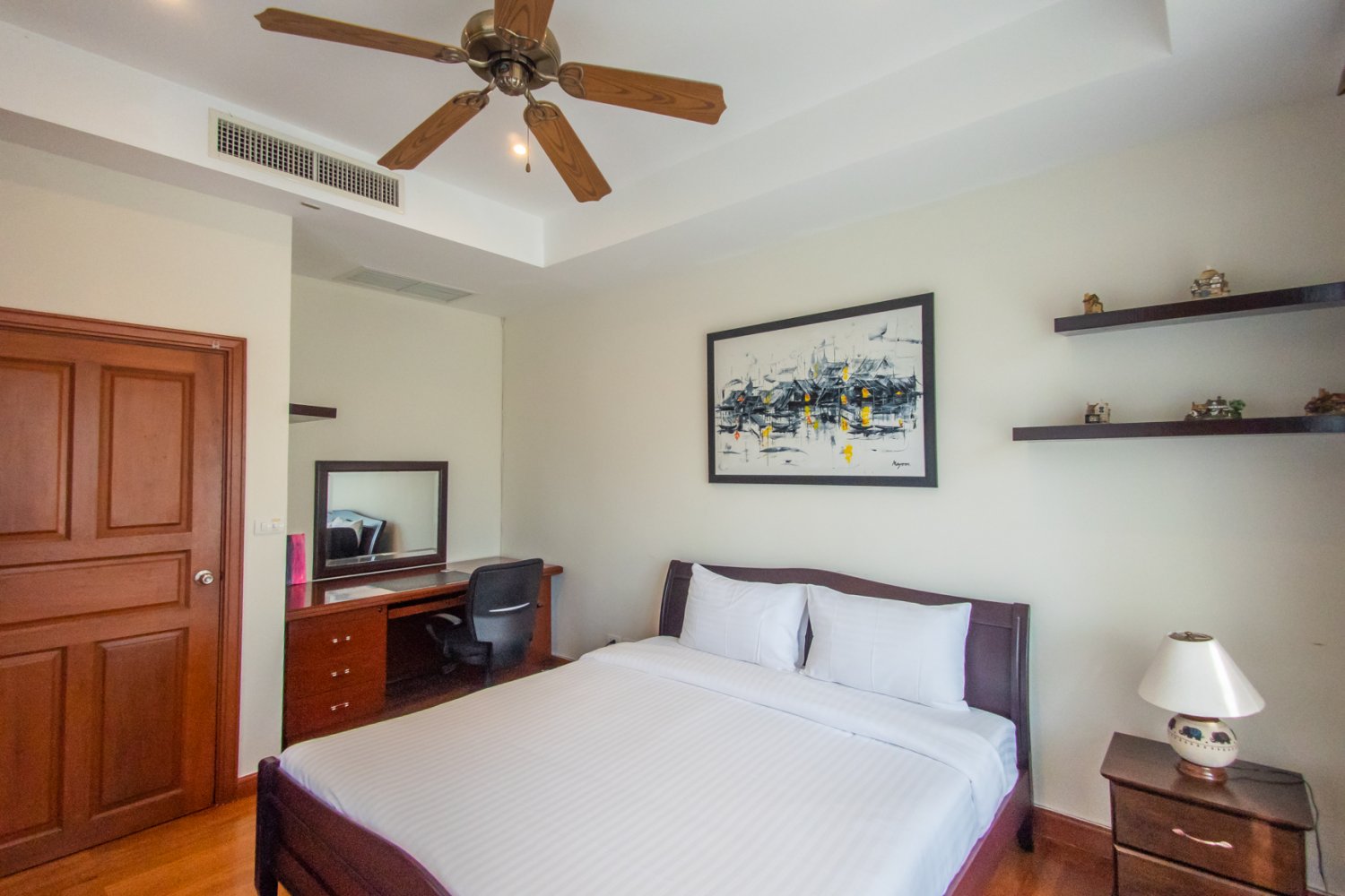 Property image - full photo 36