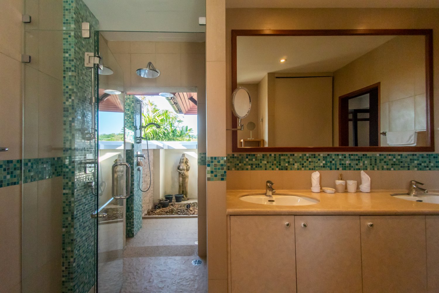 Property image - full photo 66