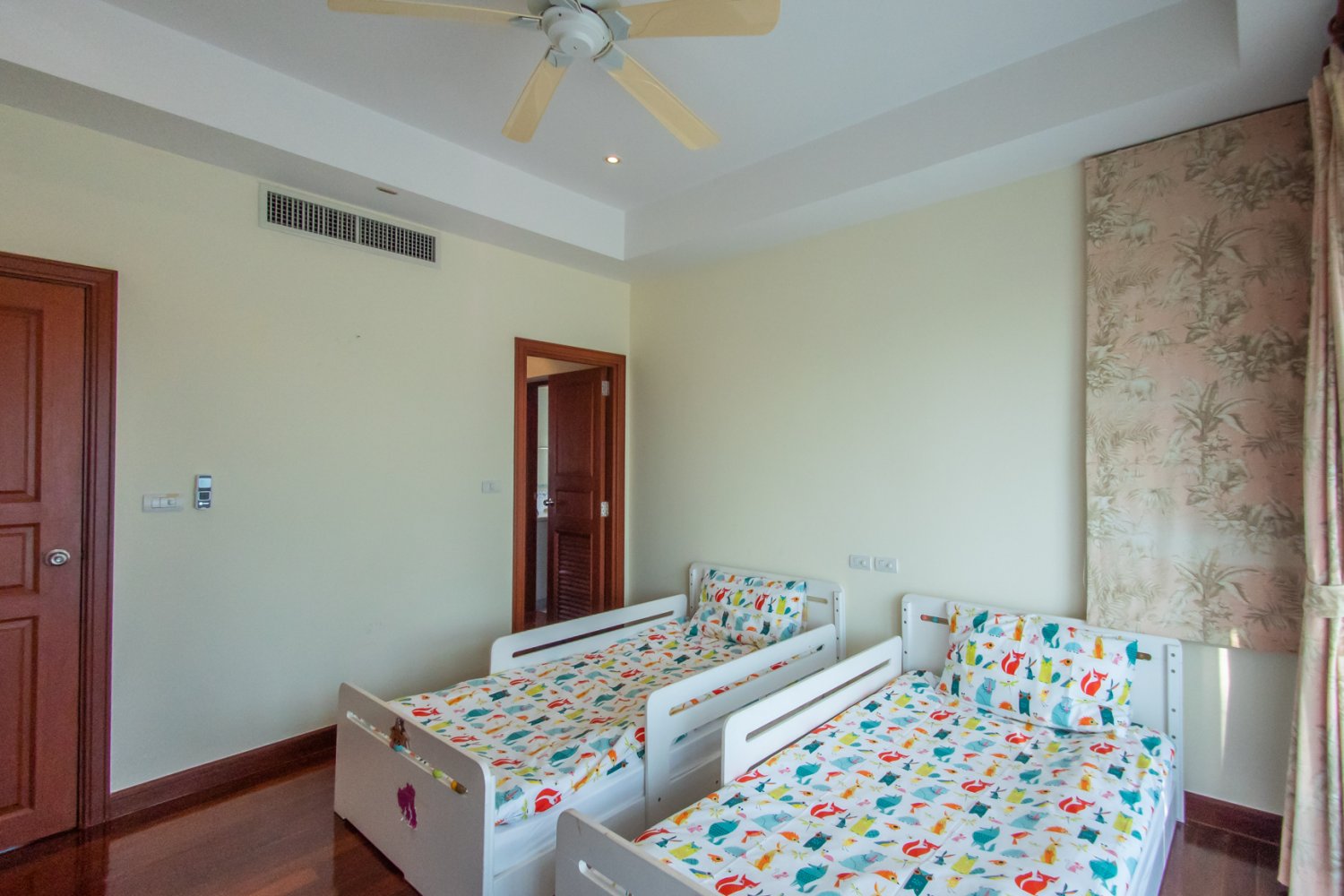 Property image - full photo 92