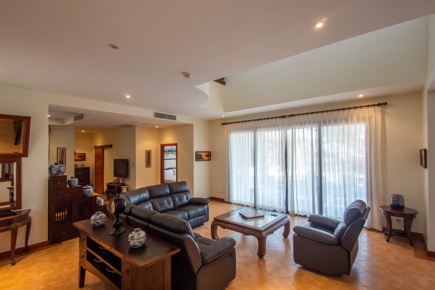 Property image - full photo 58