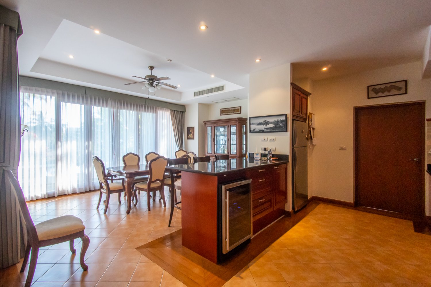 Property image - full photo 44