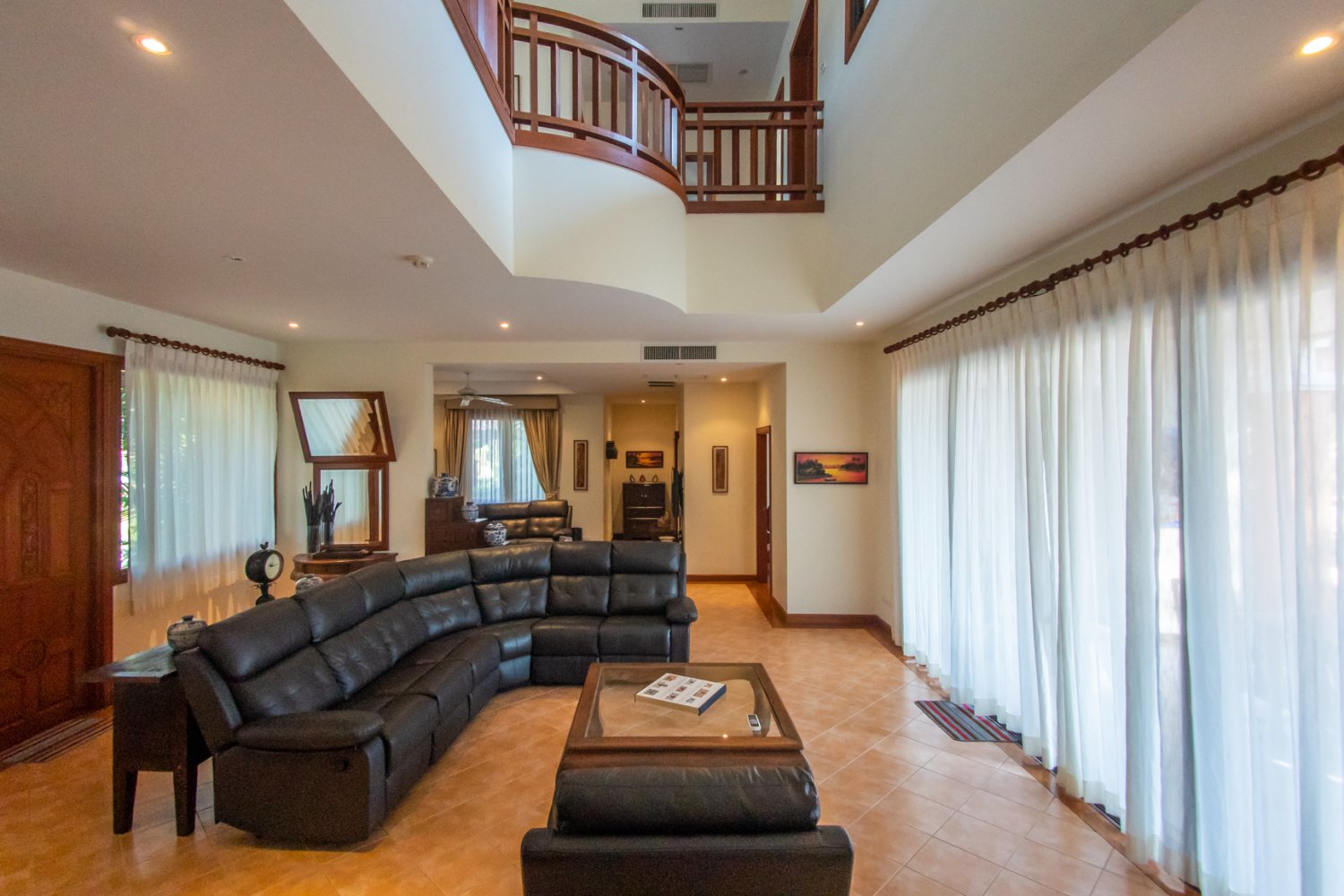 Property image - full photo 56