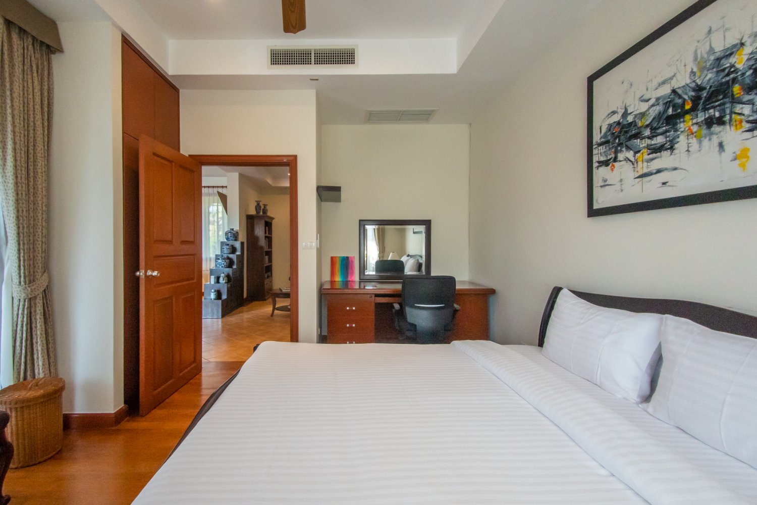 Property image - full photo 31