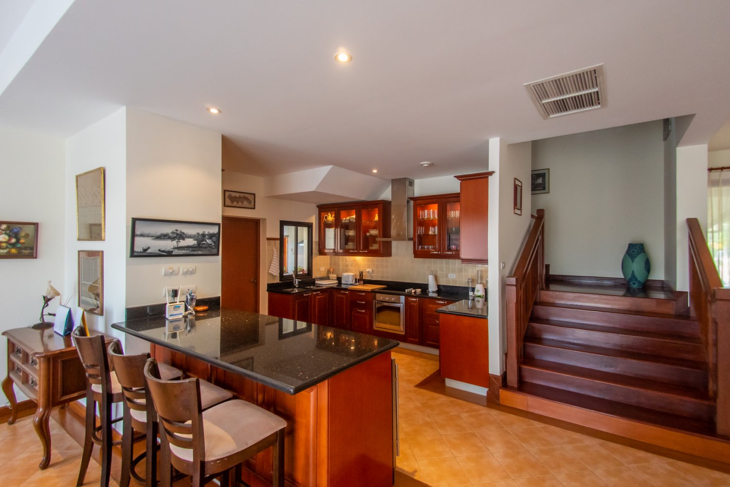 Property image - full photo 47
