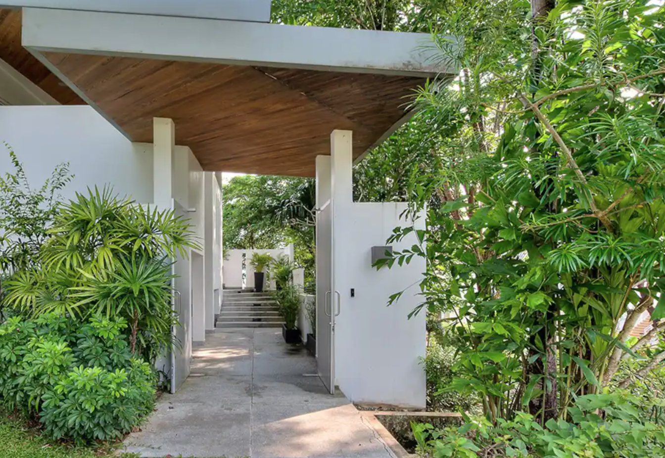 Property image - full photo 14