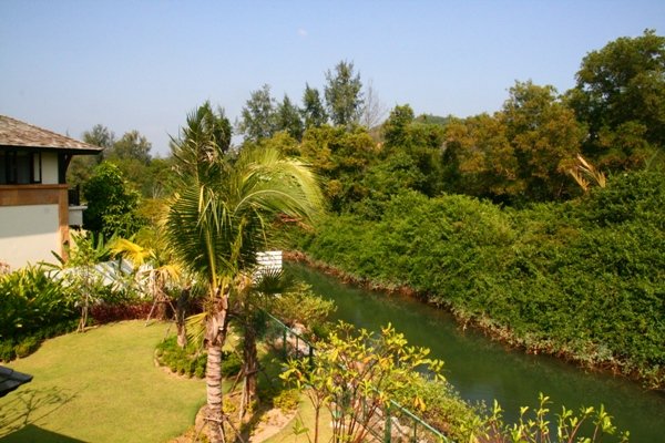 Property image - full photo 11