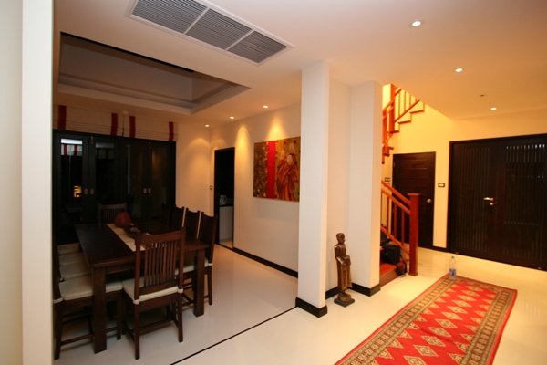 Property image - full photo 5