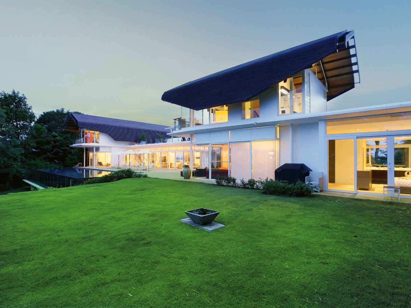 Property image - full photo 10