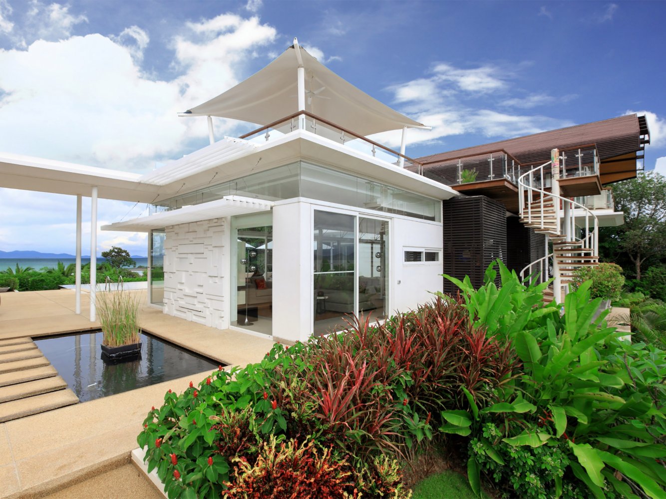 Property image - full photo 14