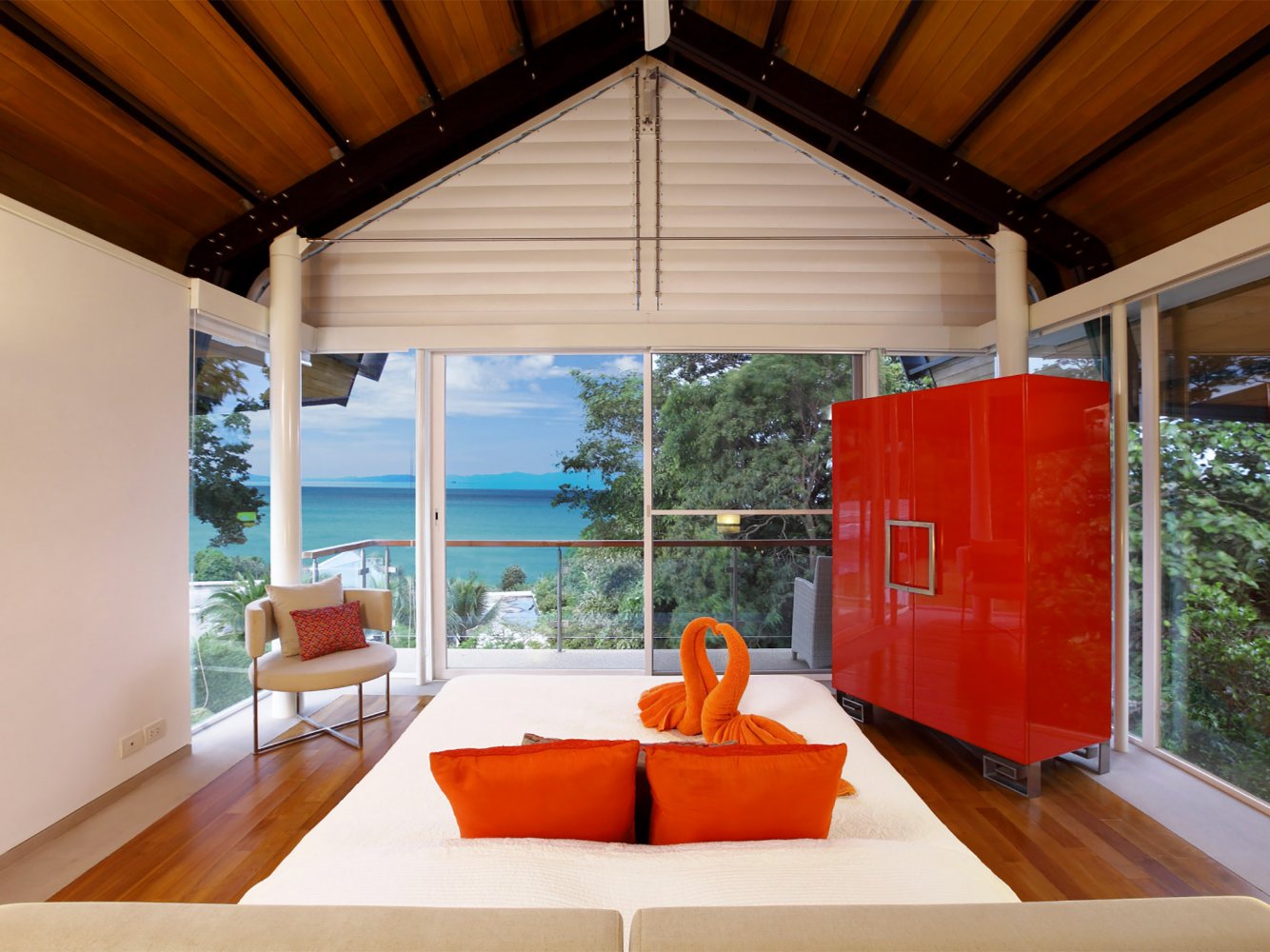 Property image - full photo 18