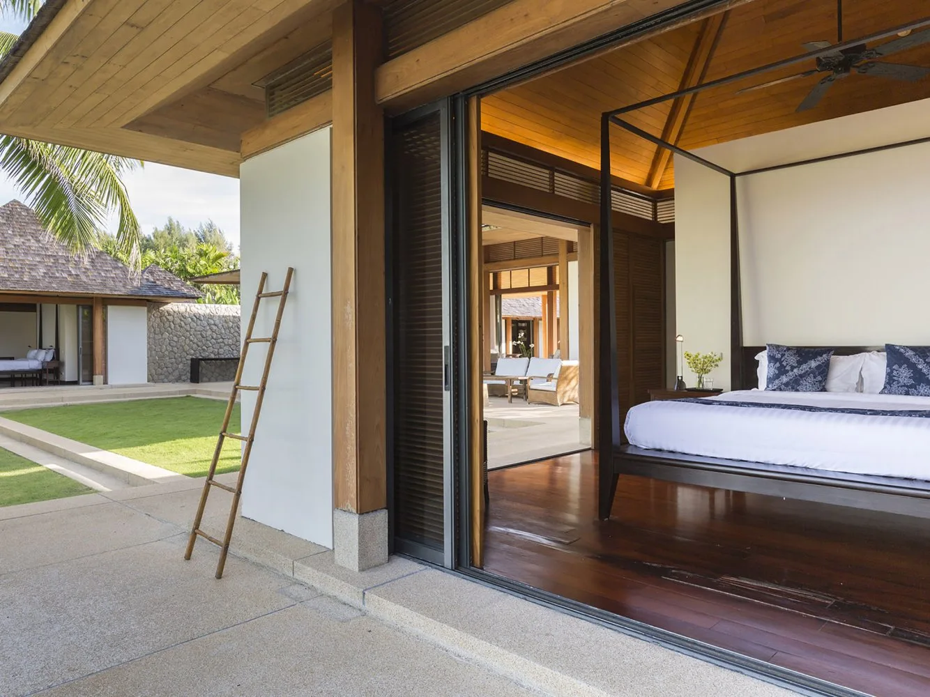 Property image - full photo 12