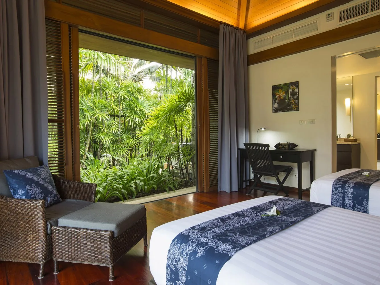Property image - full photo 14