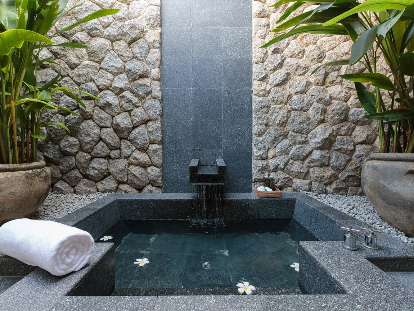 Property image - full photo 25