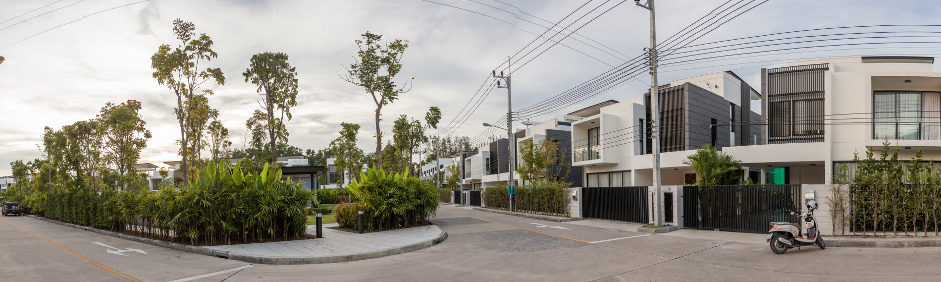 Property image - full photo 3