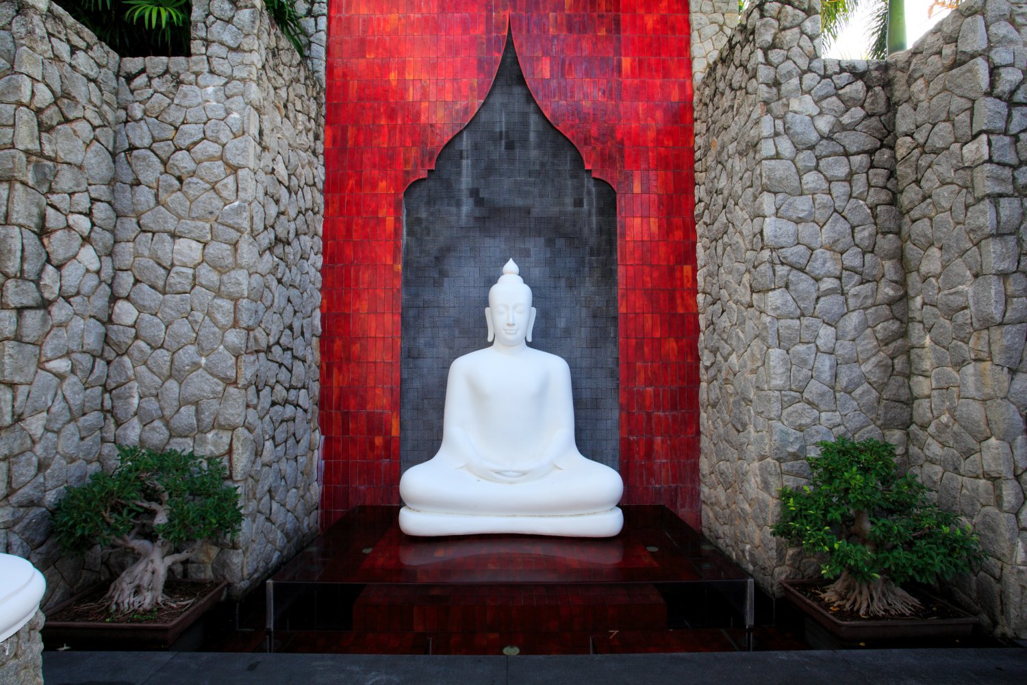 Property image - full photo 10