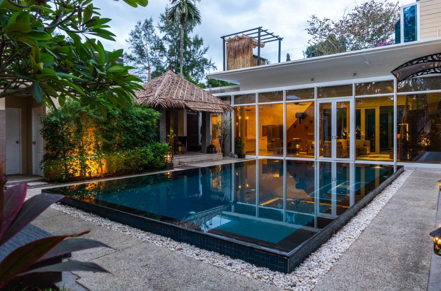 Property image - full photo 43