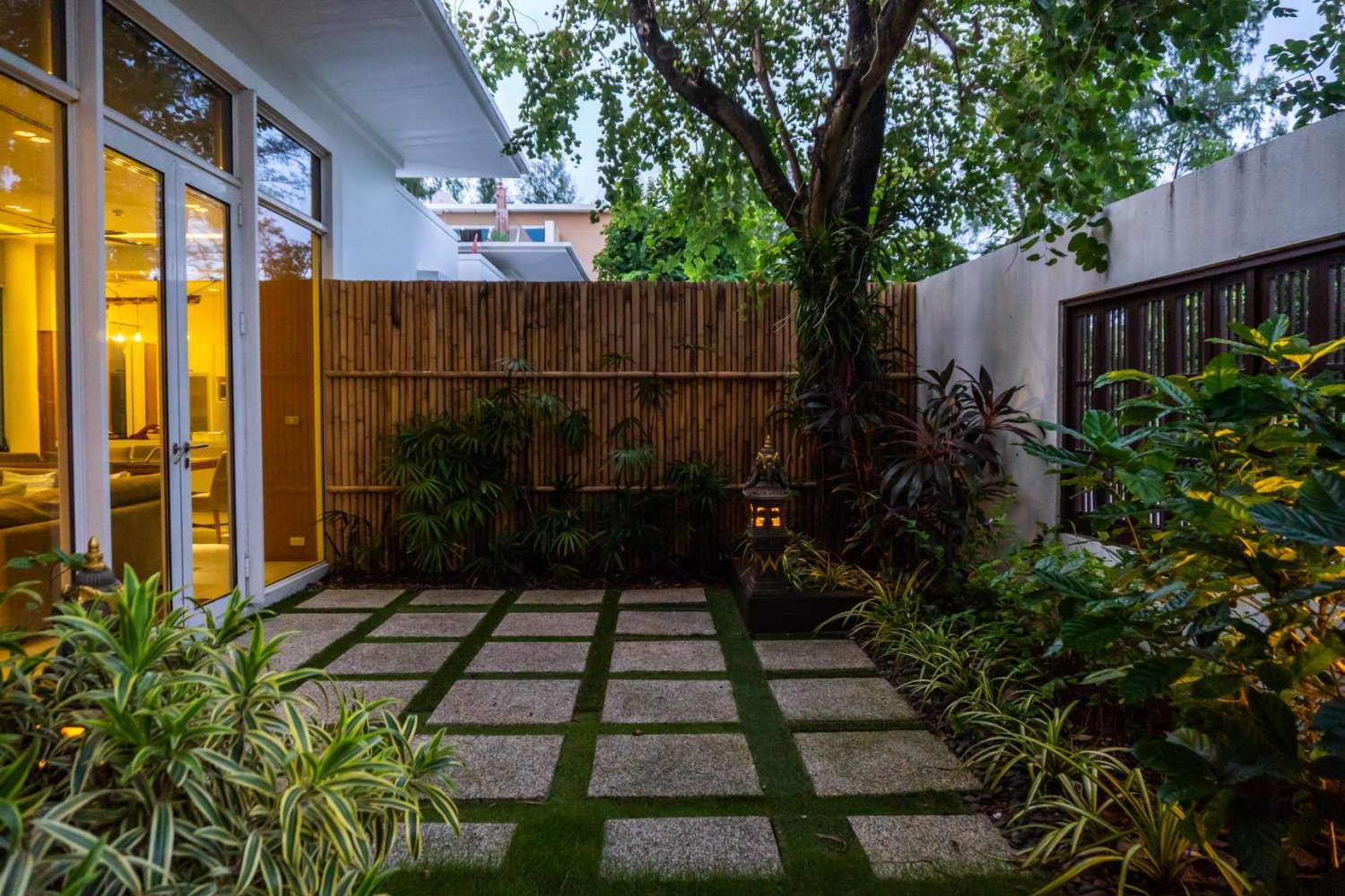Property image - full photo 51