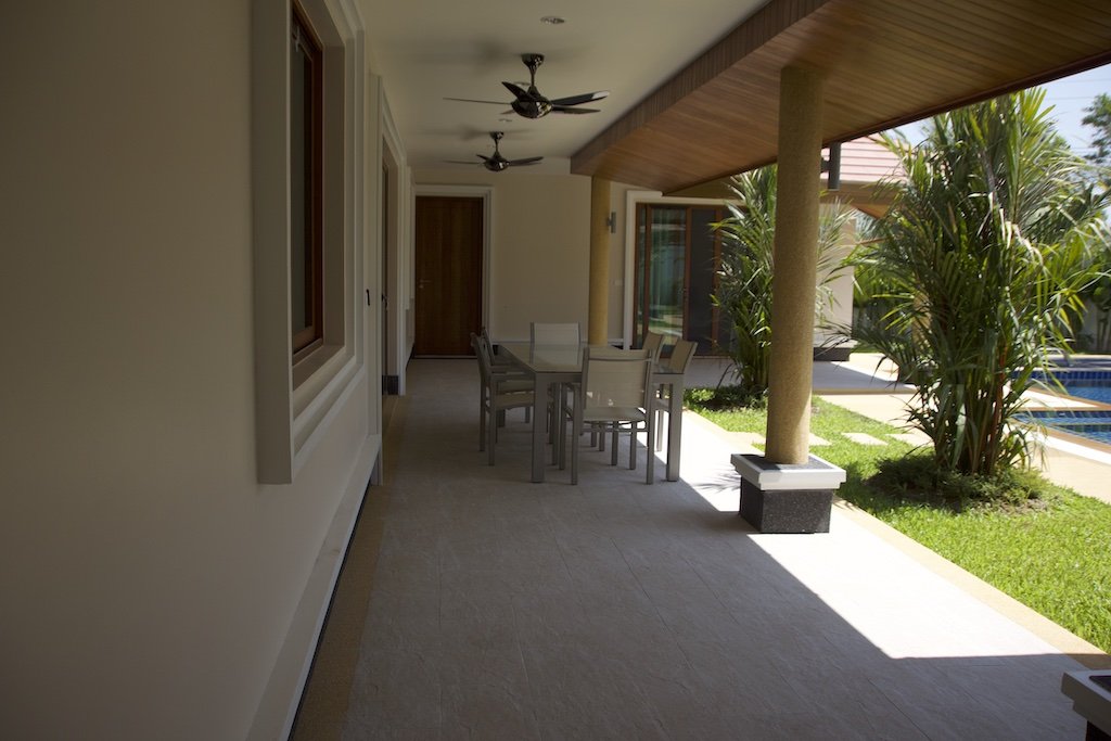 Property image - full photo 4
