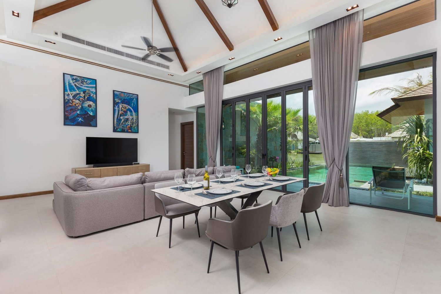 Property image - full photo 9