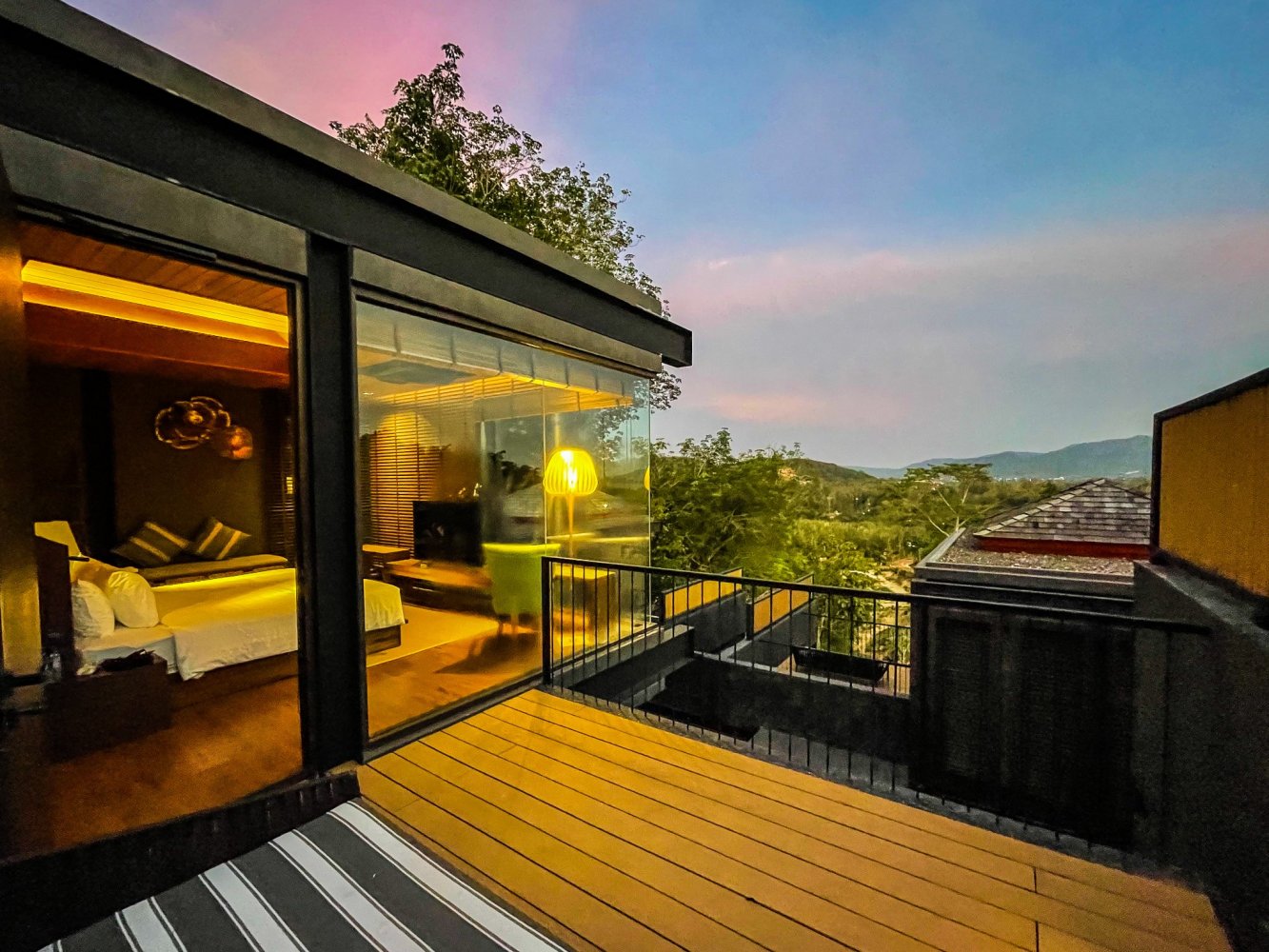 Property image - full photo 10