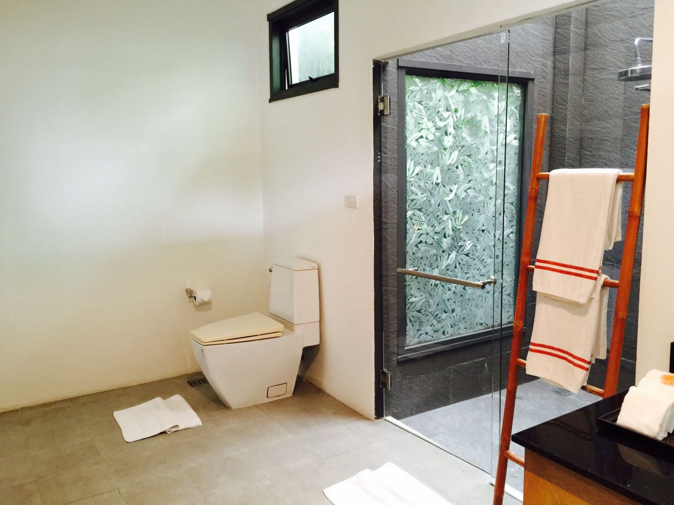 Property image - full photo 9