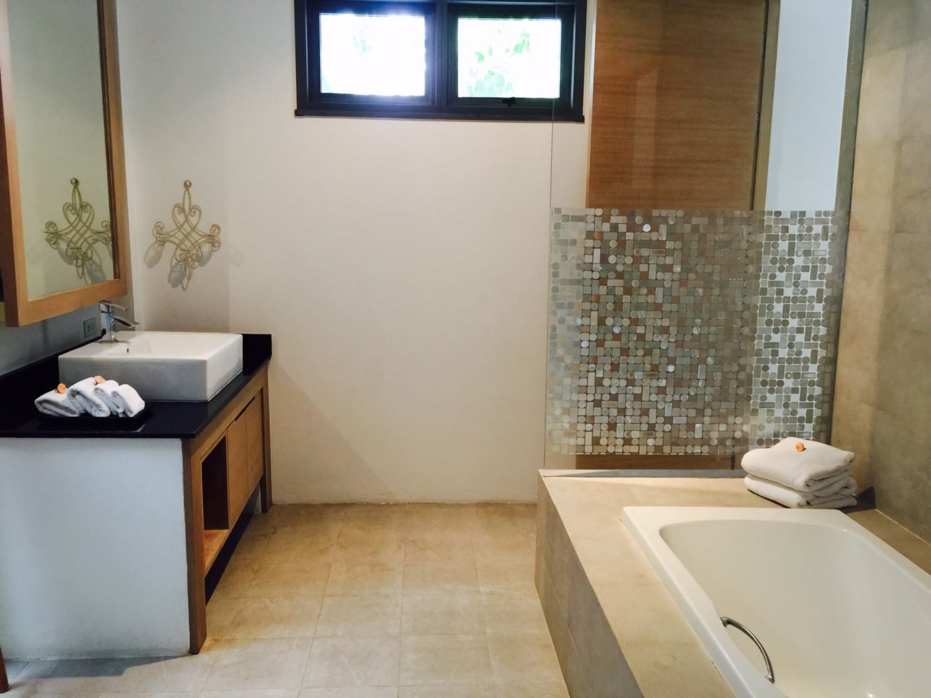 Property image - full photo 13