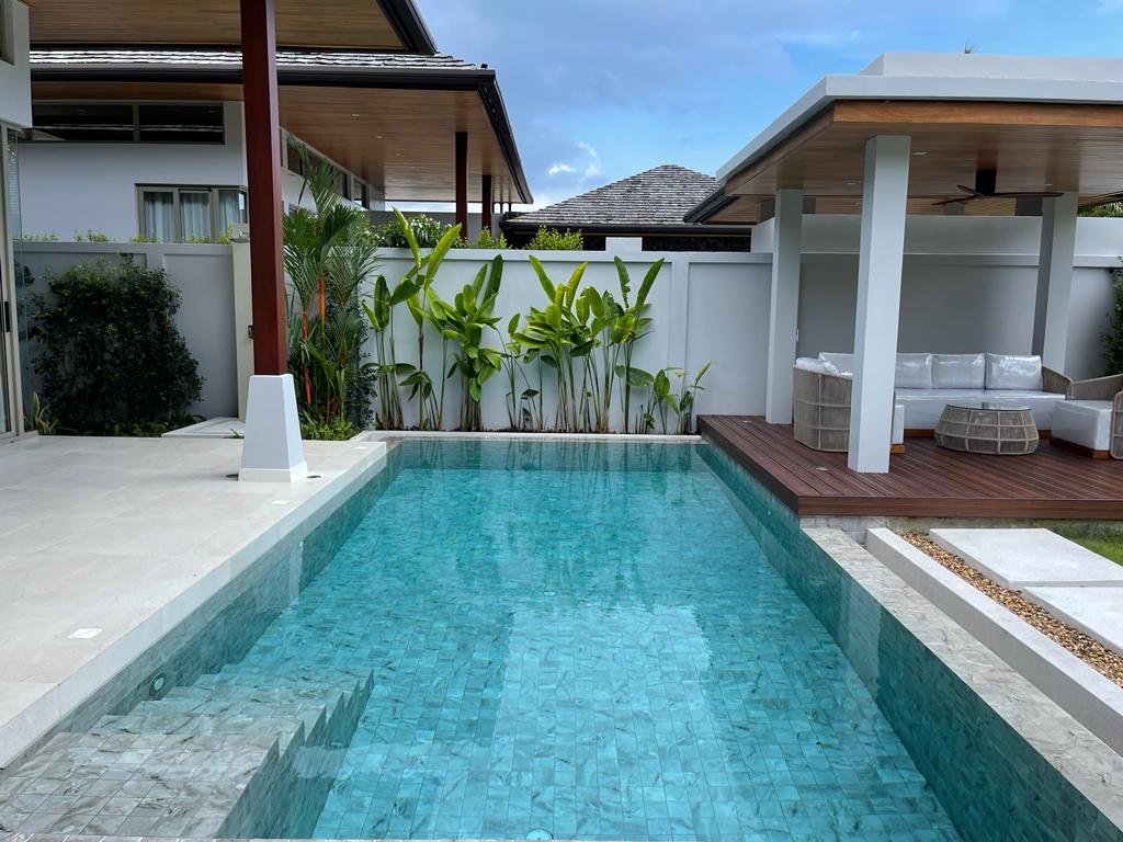 Property image - full photo 3