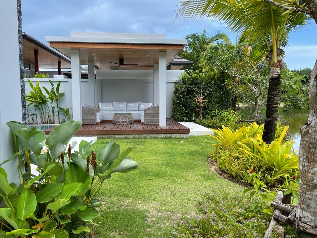 Property image - full photo 15
